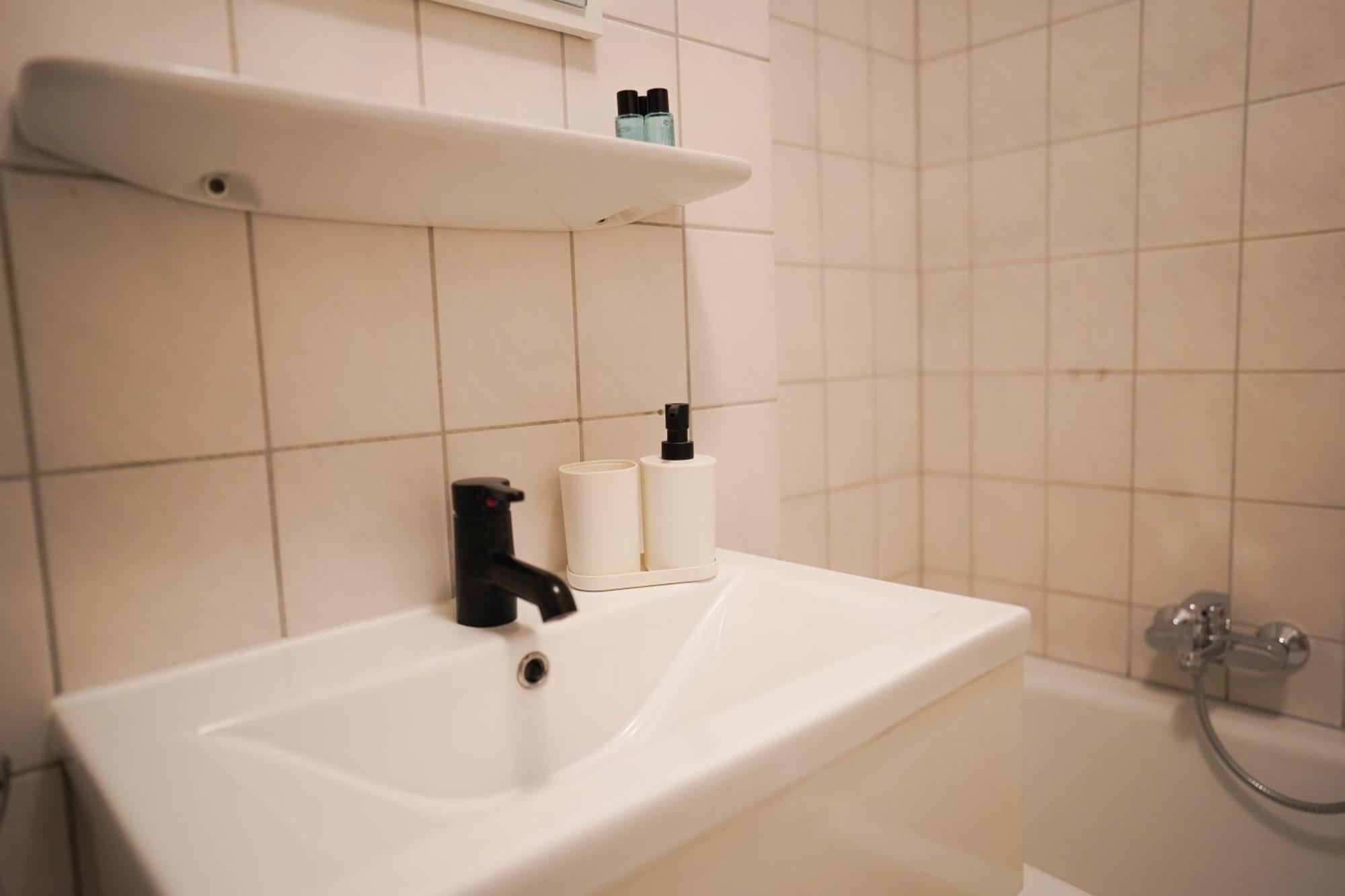 Moderne Ferienwohnung In Leimen Mit Balkon, Wehome Komfort Eksteriør billede